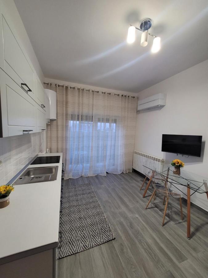 Best View Residence Костінешть Екстер'єр фото